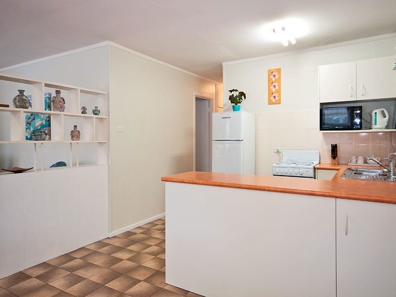 2/111 Albatross Avenue, Mermaid Beach QLD 4218