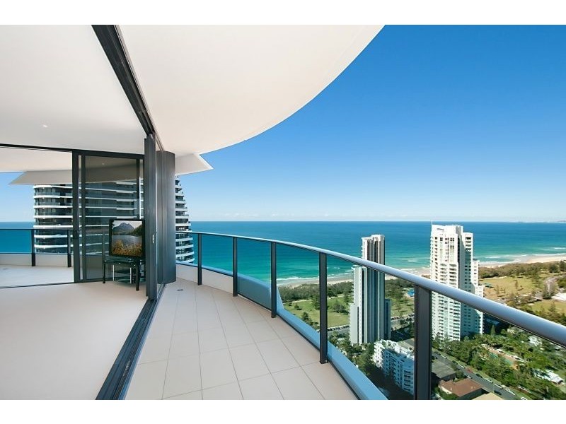 21 Elizabeth Avenue, Broadbeach QLD 4218