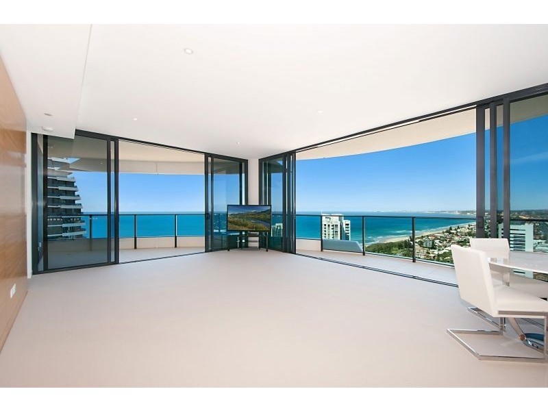 21 Elizabeth Avenue, Broadbeach QLD 4218