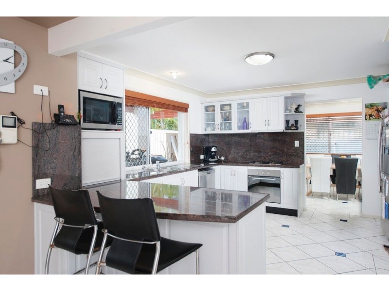 154 Sundance Way, Runaway Bay QLD 4216