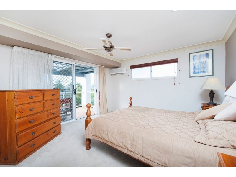 154 Sundance Way, Runaway Bay QLD 4216
