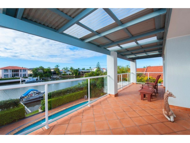 154 Sundance Way, Runaway Bay QLD 4216