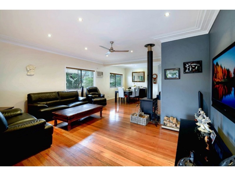 12 Mole Avenue, Southport QLD 4215