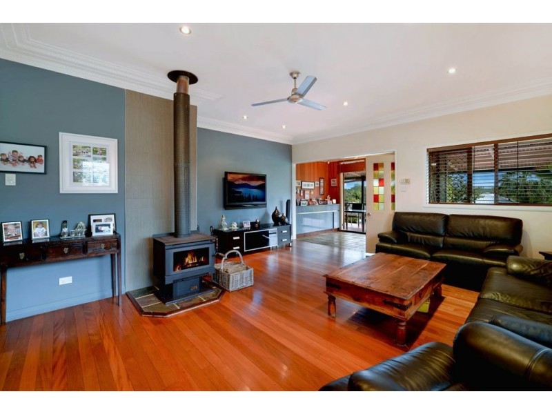 12 Mole Avenue, Southport QLD 4215