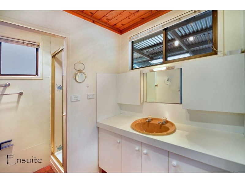 12 Mole Avenue, Southport QLD 4215