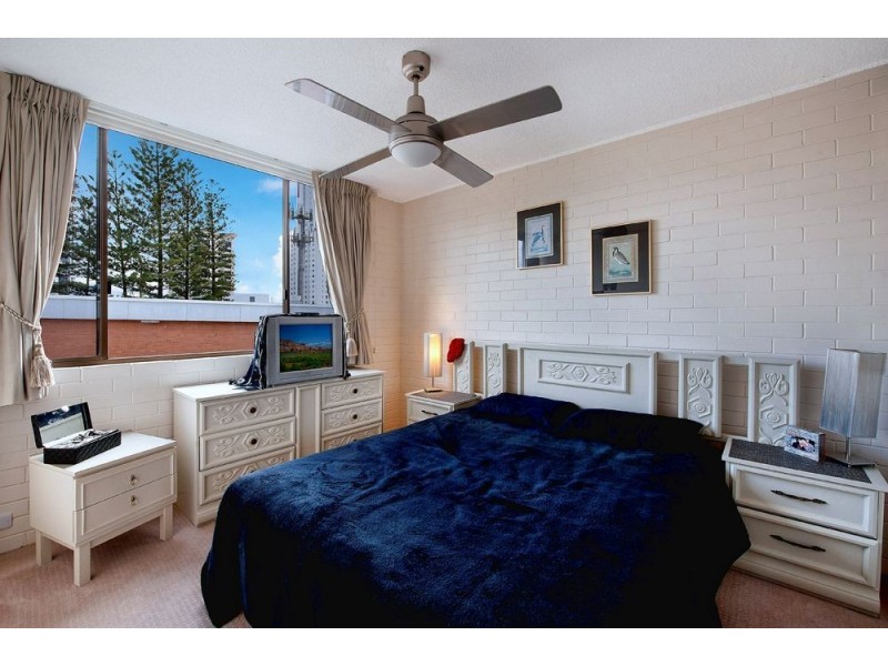 14/25 Old Burleigh Road, Surfers Paradise QLD 4217