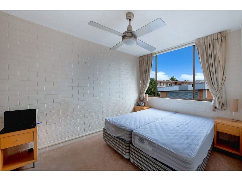 14/25 Old Burleigh Road, Surfers Paradise QLD 4217