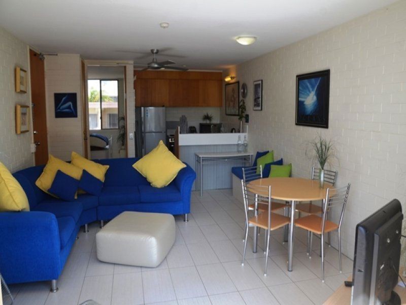 16/25 Old Burleigh Road, Surfers Paradise QLD 4217