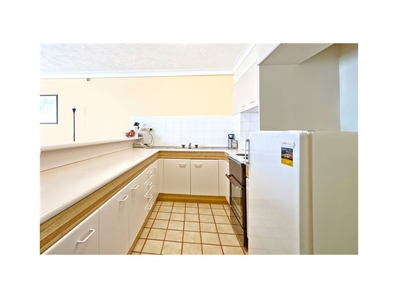18 Hanlan Street, Surfers Paradise QLD 4217