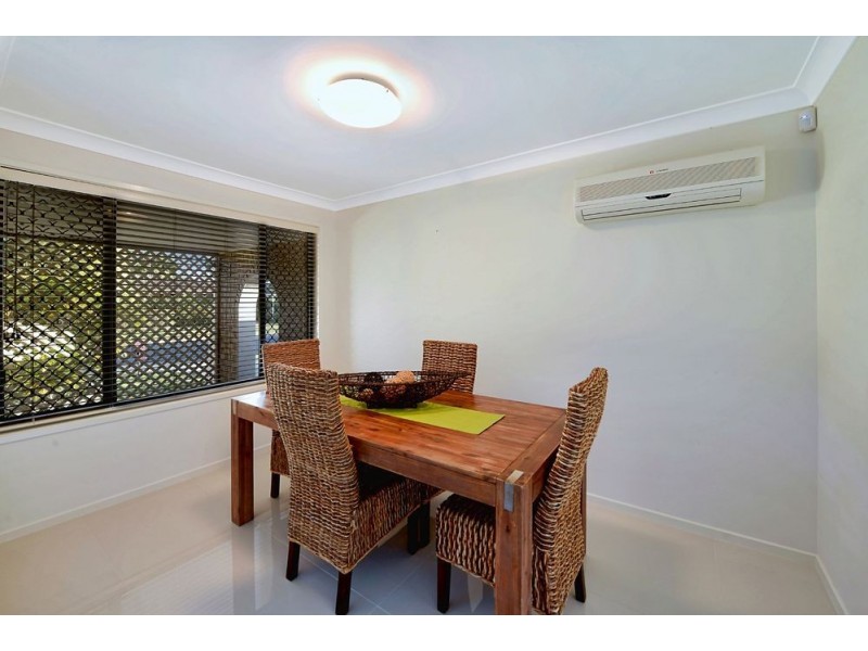 4 Sigatoka Place, Clear Island Waters QLD 4226