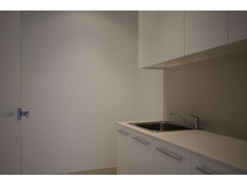 1/24 Compass Drive, Biggera Waters QLD 4216