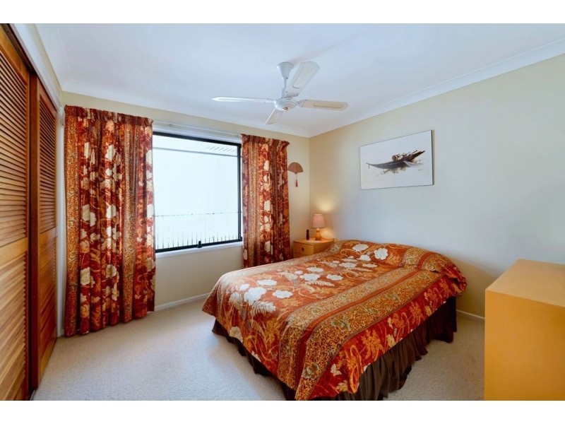 69 Witt Avenue, Carrara QLD 4211