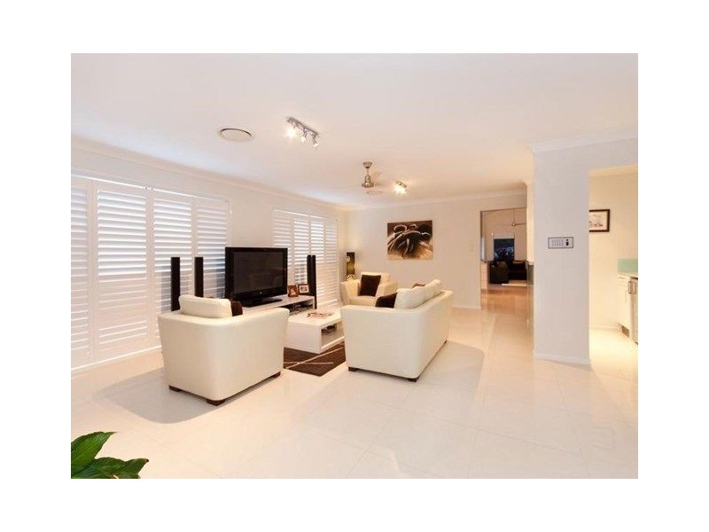 16 Sawgrass Place, Robina QLD 4226