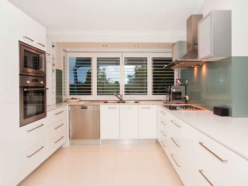 16 Sawgrass Place, Robina QLD 4226