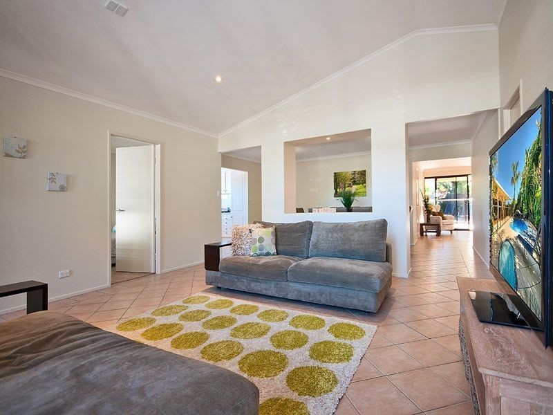 57 St Andrews Avenue, Surfers Paradise QLD 4217