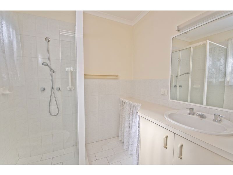 10/105 Ridgeway Avenue, Southport QLD 4215