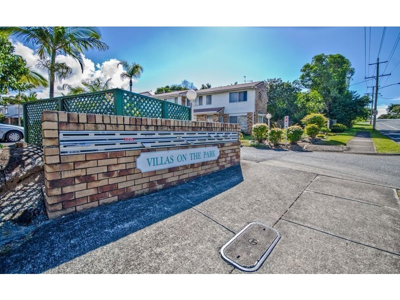10/105 Ridgeway Avenue, Southport QLD 4215