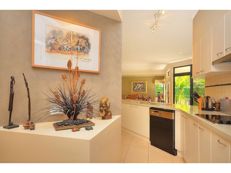 17 Marriott Way, Highland Park QLD 4211