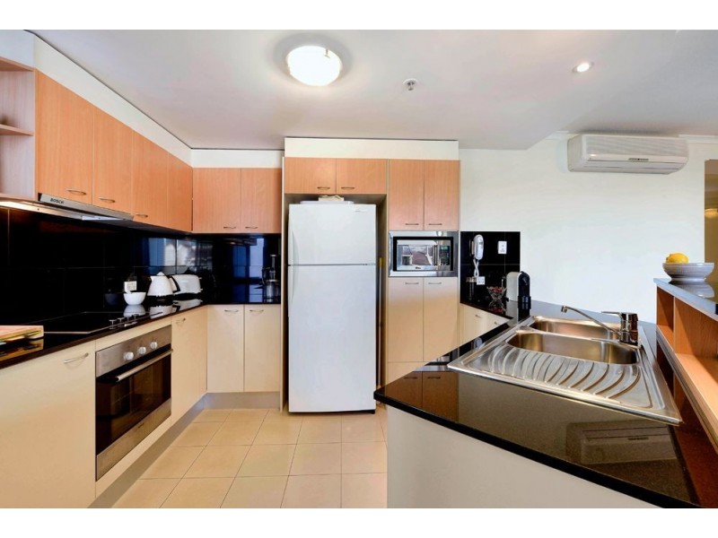 21 Cypress Avenue, Surfers Paradise QLD 4217