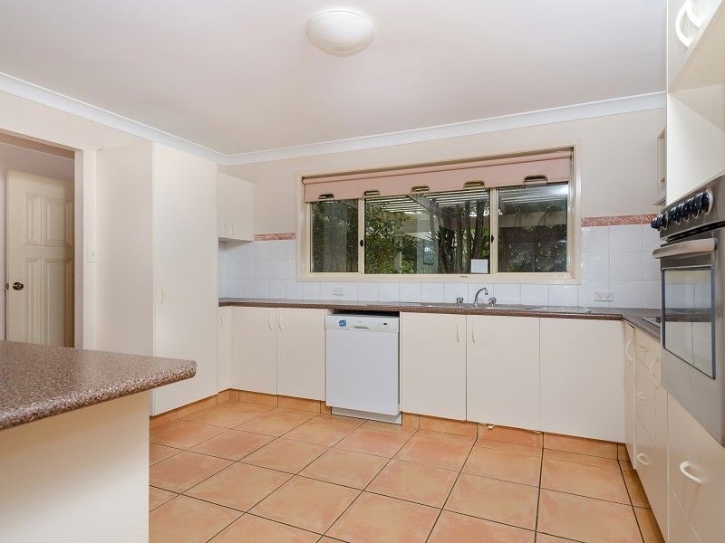 94 Hooker Boulevard, Mermaid Waters QLD 4218