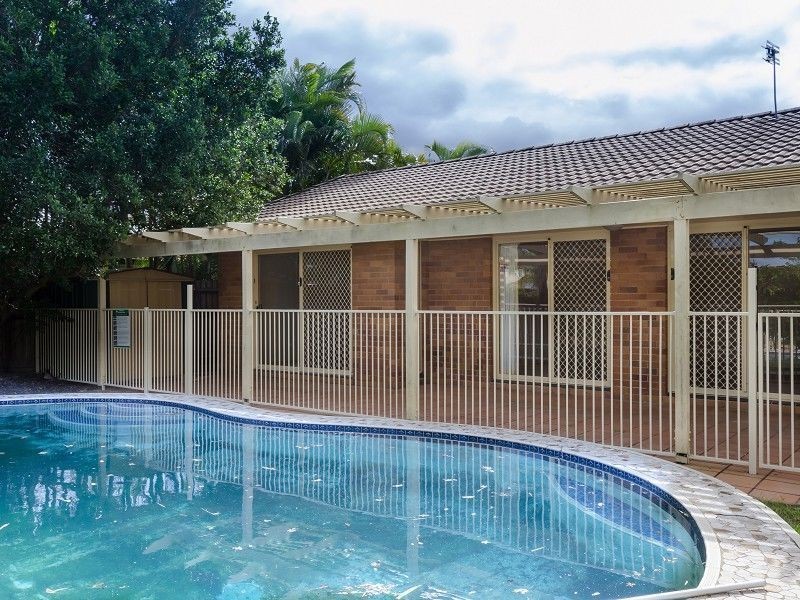 94 Hooker Boulevard, Mermaid Waters QLD 4218