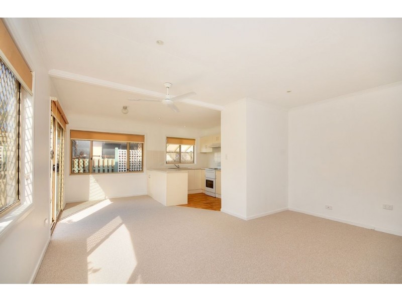 42 Allinga Street, Coombabah QLD 4216