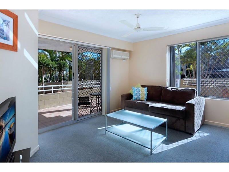 43 Cypress Avenue, Surfers Paradise QLD 4217