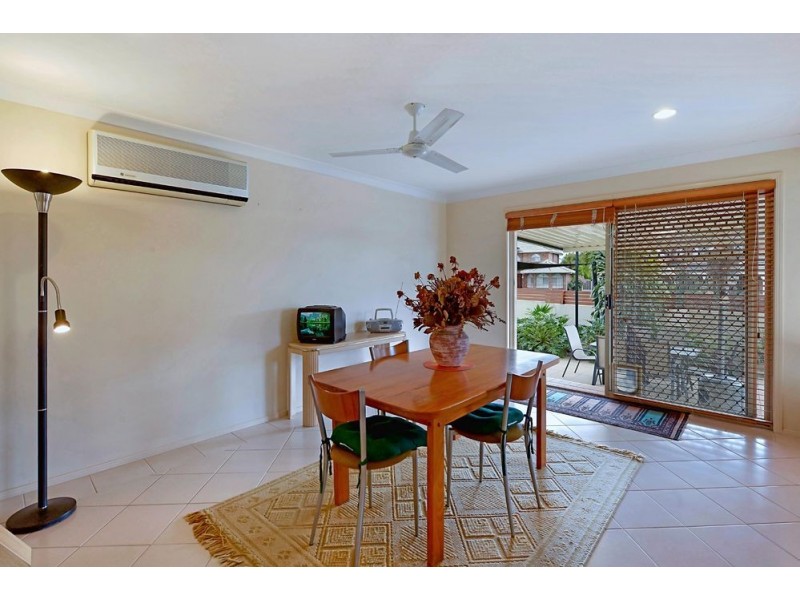 46 Santa Cruz Boulevard, Clear Island Waters QLD 4226