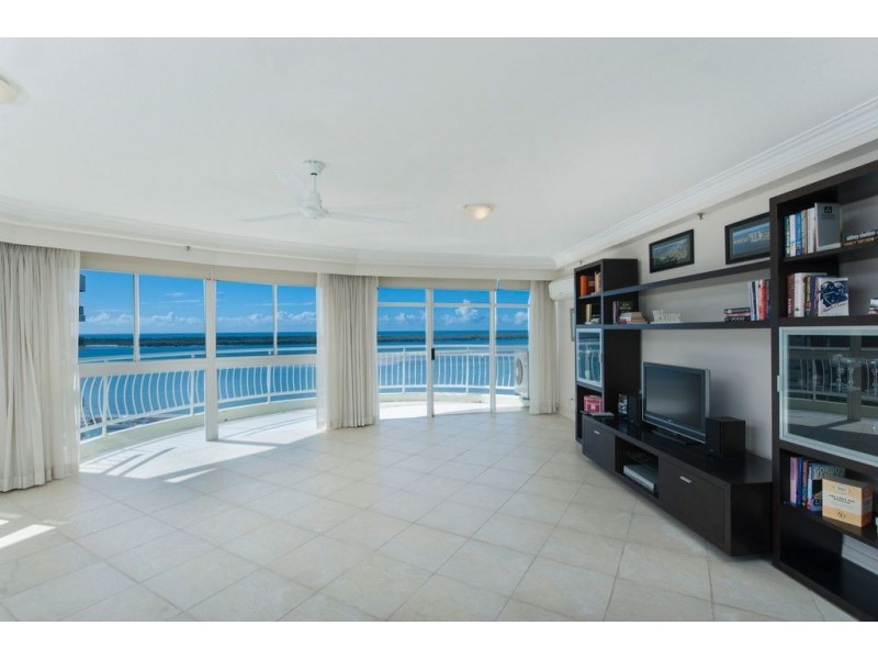 15A/5 Bayview St, Runaway Bay QLD 4216