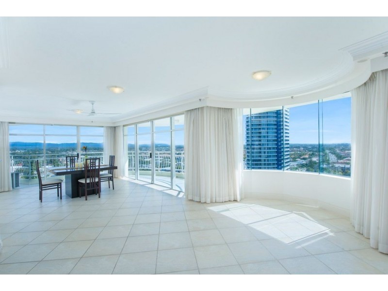 15A/5 Bayview St, Runaway Bay QLD 4216