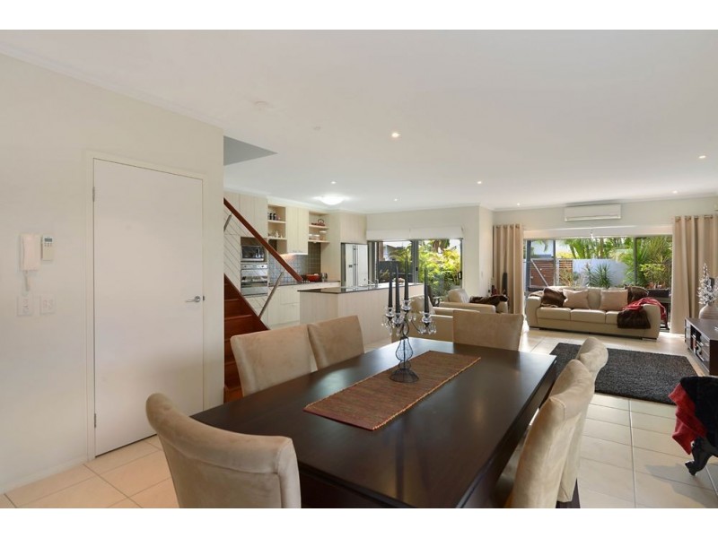 35/181 Lae Drive, Coombabah QLD 4216