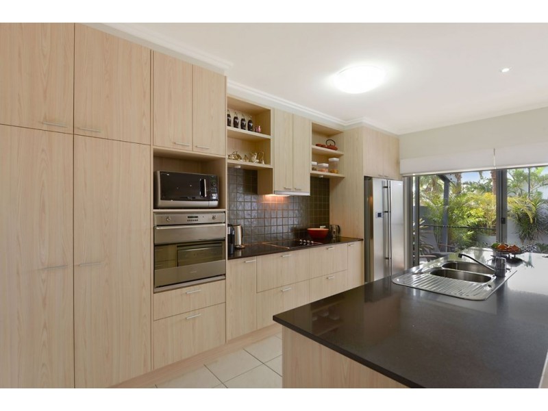 35/181 Lae Drive, Coombabah QLD 4216