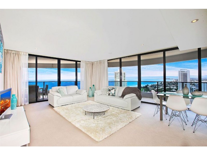 4 Charles Avenue, Broadbeach QLD 4218