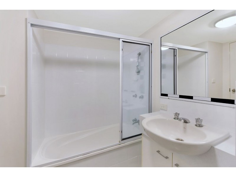 27 Wharf Road, Surfers Paradise QLD 4217