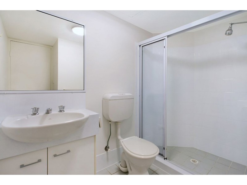 27 Wharf Road, Surfers Paradise QLD 4217