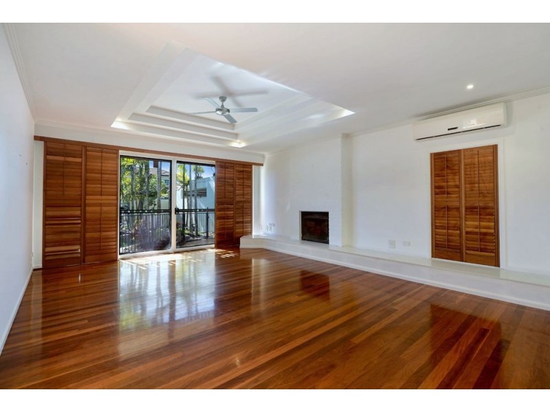 20 Hilda Street, Mermaid Beach QLD 4218