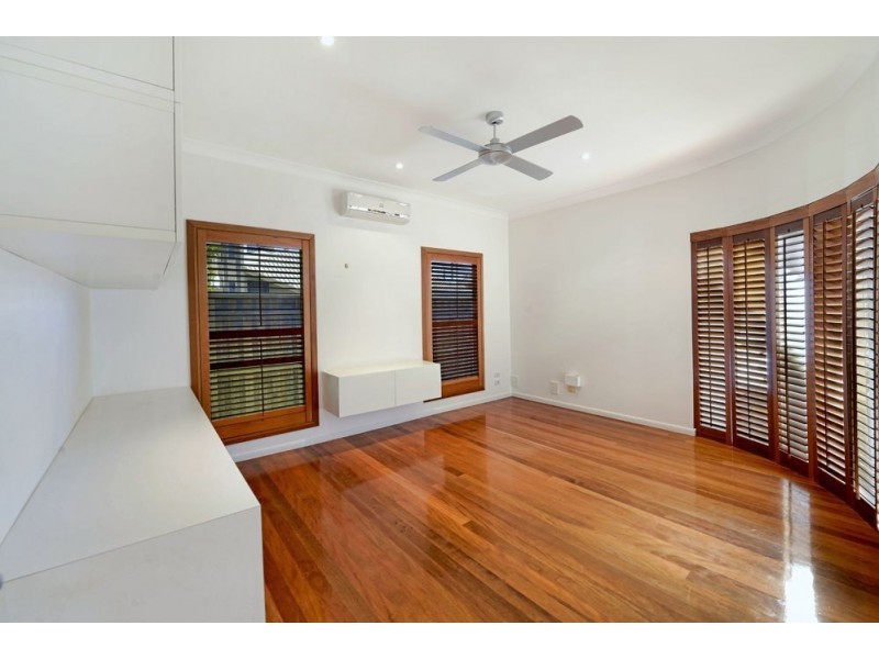 20 Hilda Street, Mermaid Beach QLD 4218