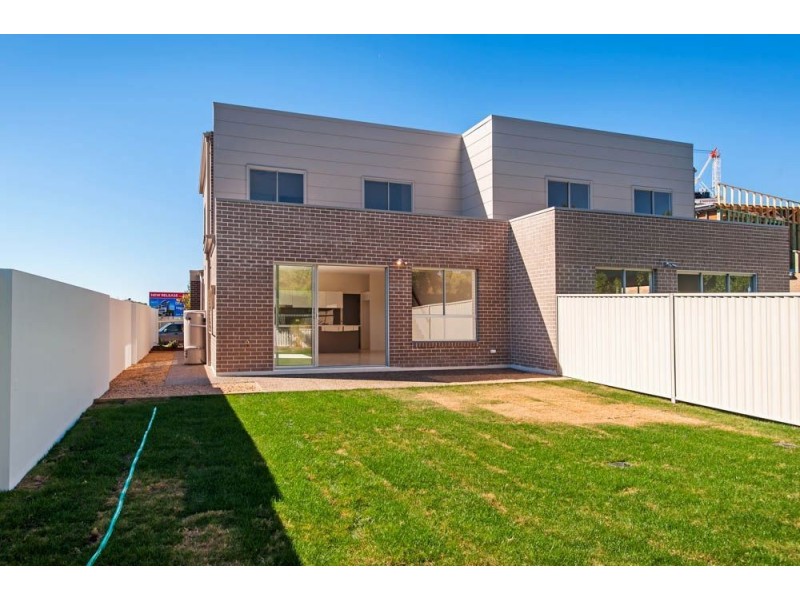 2/10 Compass Drive, Biggera Waters QLD 4216