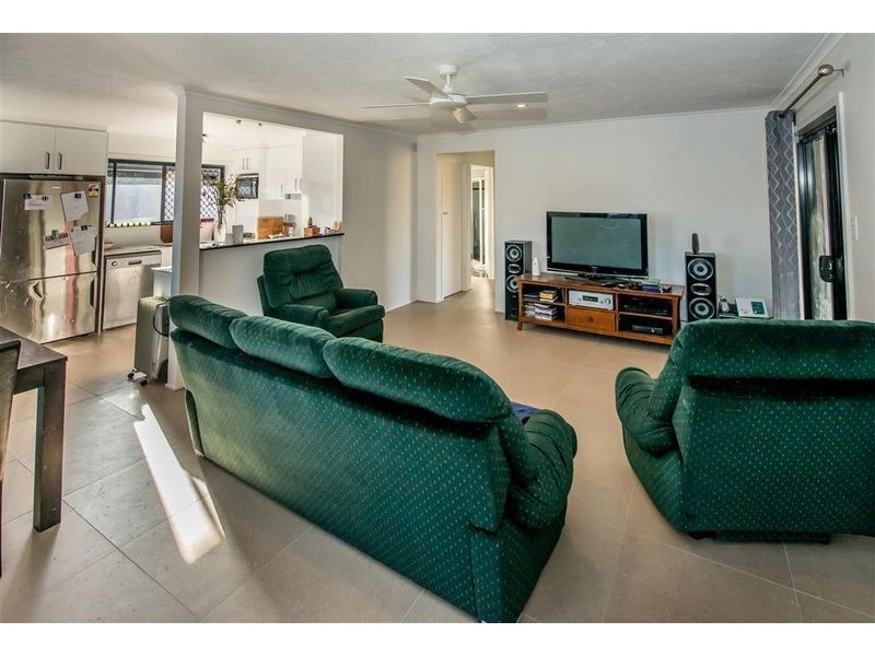 31 Allawah Street, Sorrento QLD 4217