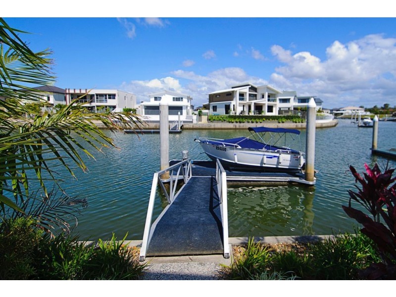 91 Compass Drive, Biggera Waters QLD 4216