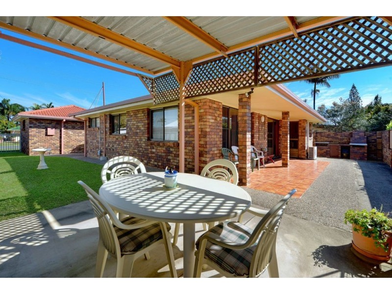 73 Poinsettia Avenue, Hollywell QLD 4216