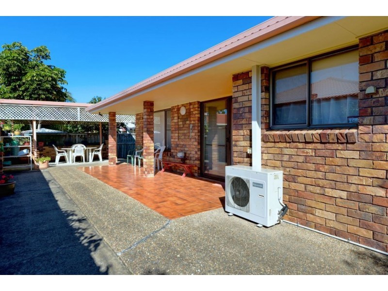 73 Poinsettia Avenue, Hollywell QLD 4216