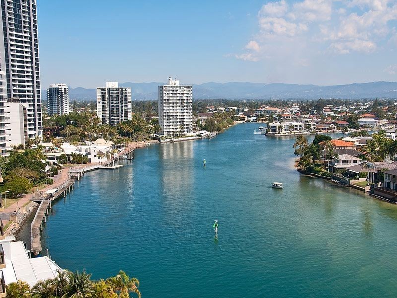 34/40 Ferny Avenue, Surfers Paradise QLD 4217