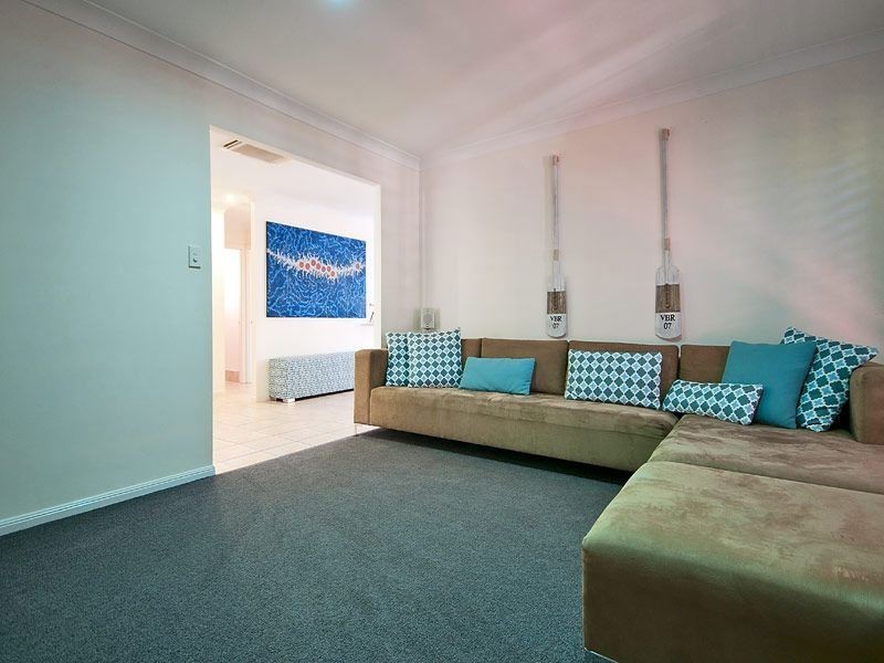 23 Clam Street, Runaway Bay QLD 4216