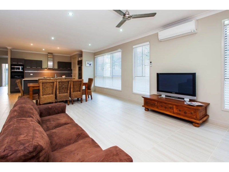 43 East Quay Drive, Biggera Waters QLD 4216