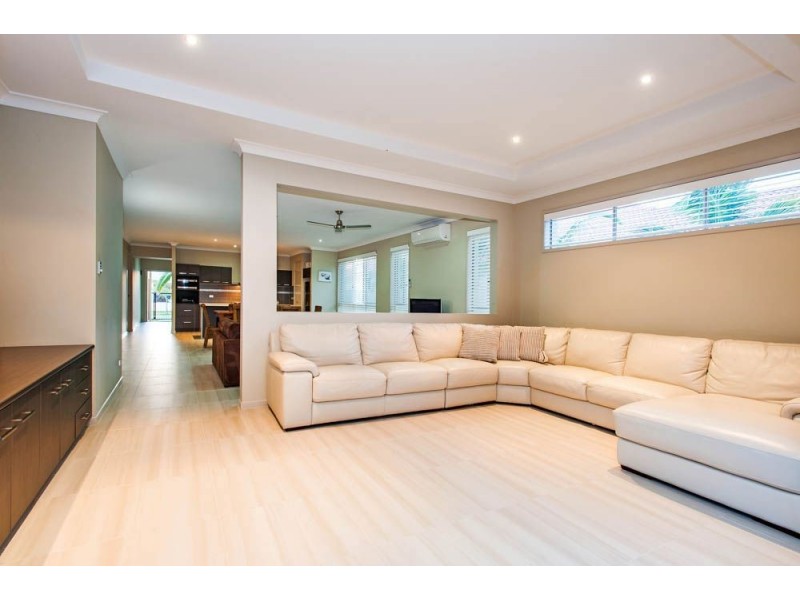 43 East Quay Drive, Biggera Waters QLD 4216