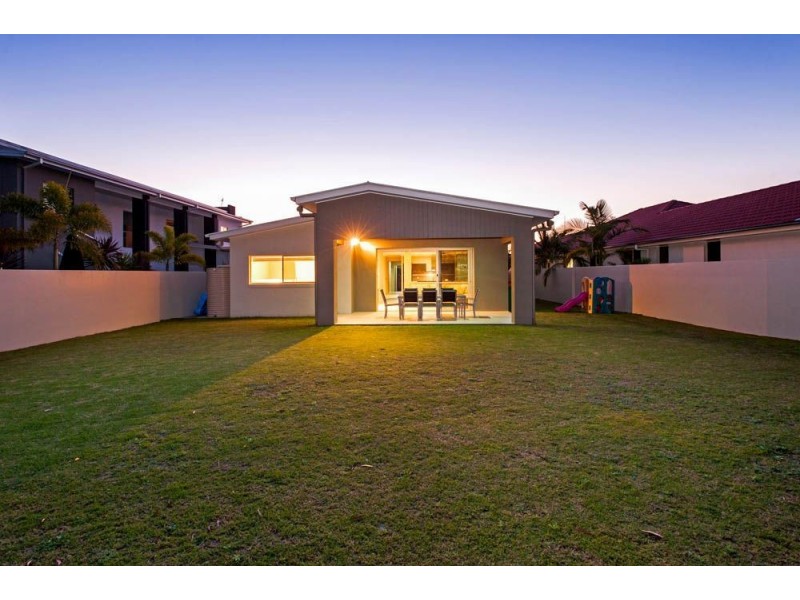 43 East Quay Drive, Biggera Waters QLD 4216