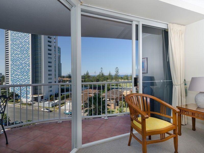 2051/2623 Gold Coast Highway, Broadbeach QLD 4218