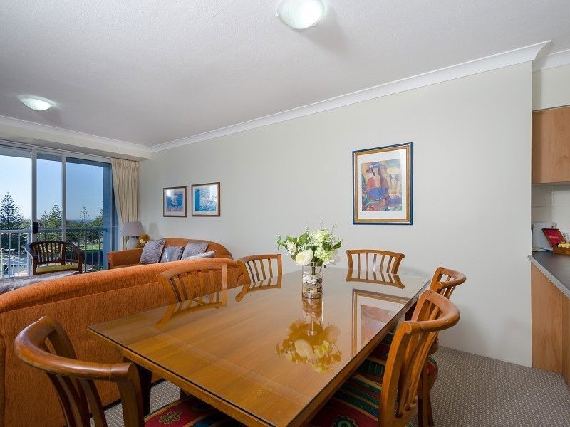 2051/2623 Gold Coast Highway, Broadbeach QLD 4218