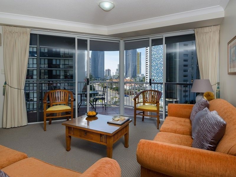 2051/2623 Gold Coast Highway, Broadbeach QLD 4218
